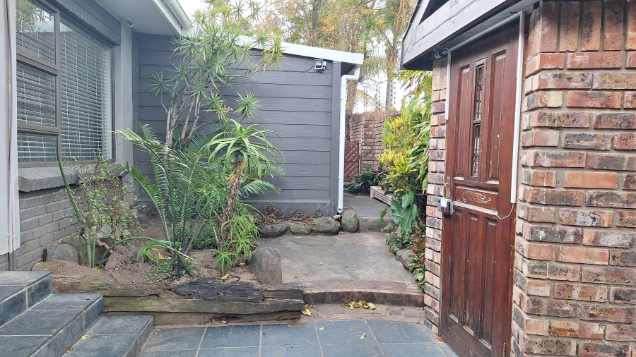 3 Bedroom Property for Sale in Gonubie Eastern Cape